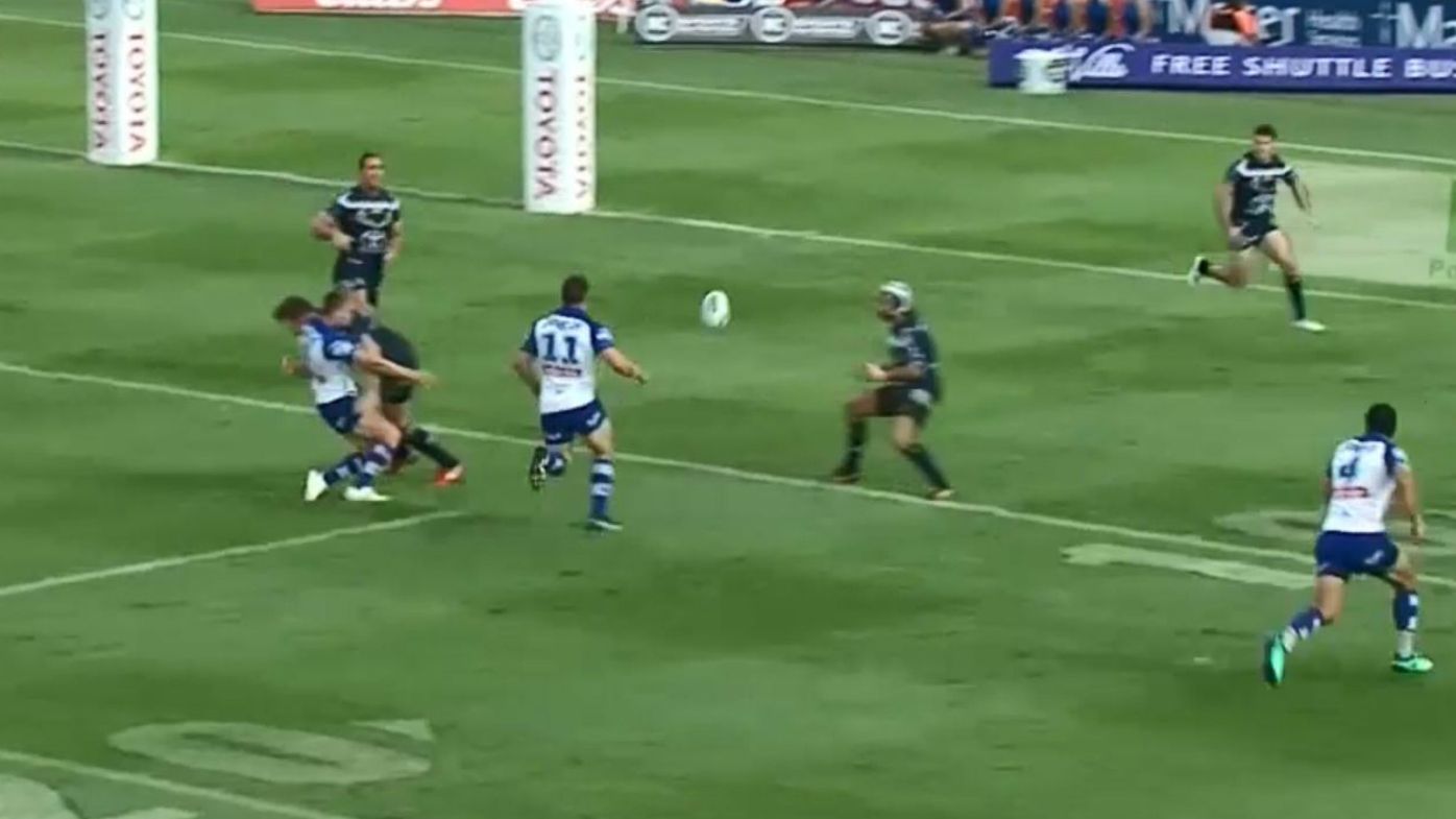 Jonathan Thurston falcon sets up Canterbury Bulldogs try against North Queensland Cowboys
