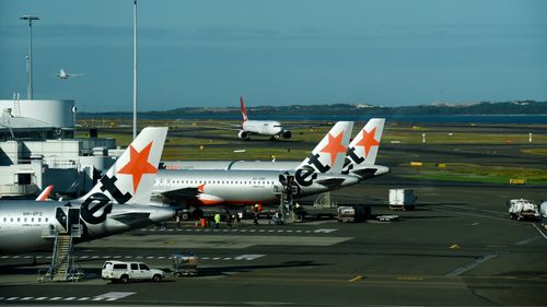 Jetstar passengers 'told to flush drugs before landing'