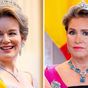 Royals dust off incredible jewels for lavish banquet