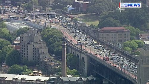 Peak hour commuters facing delays in Sydney Harbour Tunnel and on Harbour Bridge due to car accidents