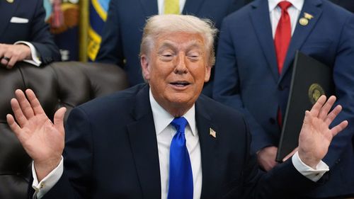 Donald Trump celebrou uma decisão da Suprema Corte que poderia fazer com que muitos estados fortemente negros tivessem representação exclusivamente branca.