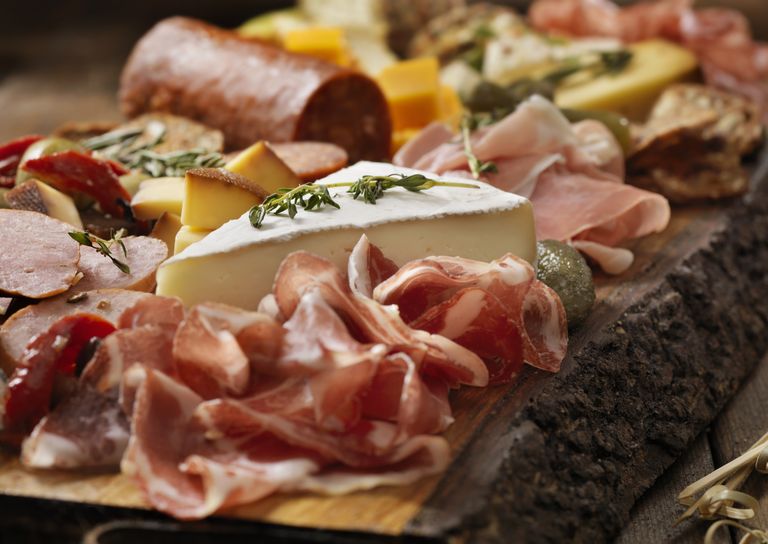 Italian chef’s ultimate tips for the perfect grazing board this Easter – 9Honey Kitchen