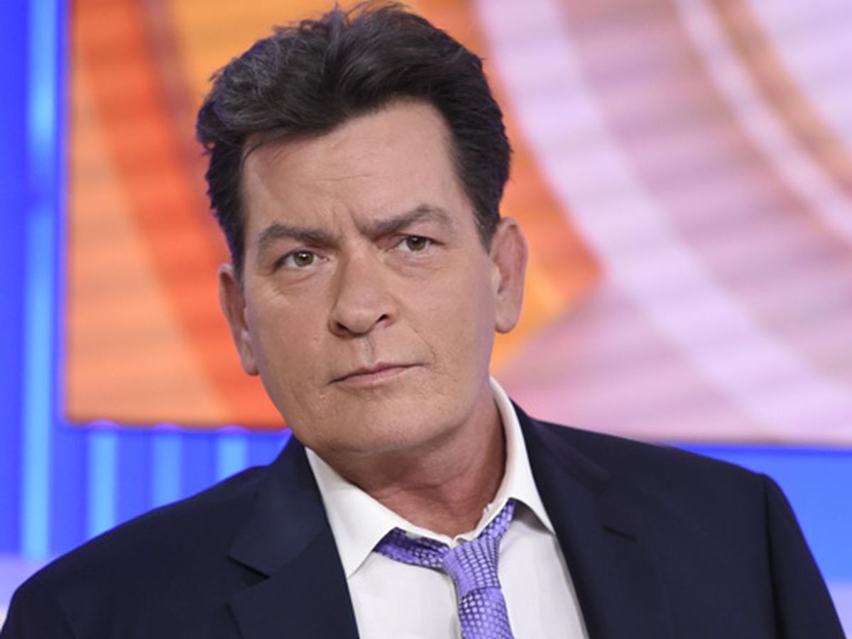 Videos surface of Charlie Sheen smoking crack and getting intimate with a  man - 9Celebrity