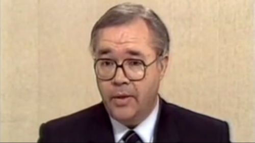 Oakes (pictured discussing the election of John Howard to Liberal leader in 1985) has worked in the federal press gallery since 1966. (YouTube)