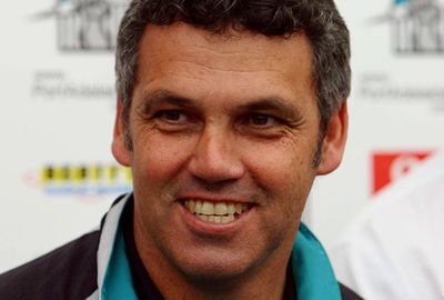 He moved to Port Adelaide as an assistant to Mark Williams in 1999.
