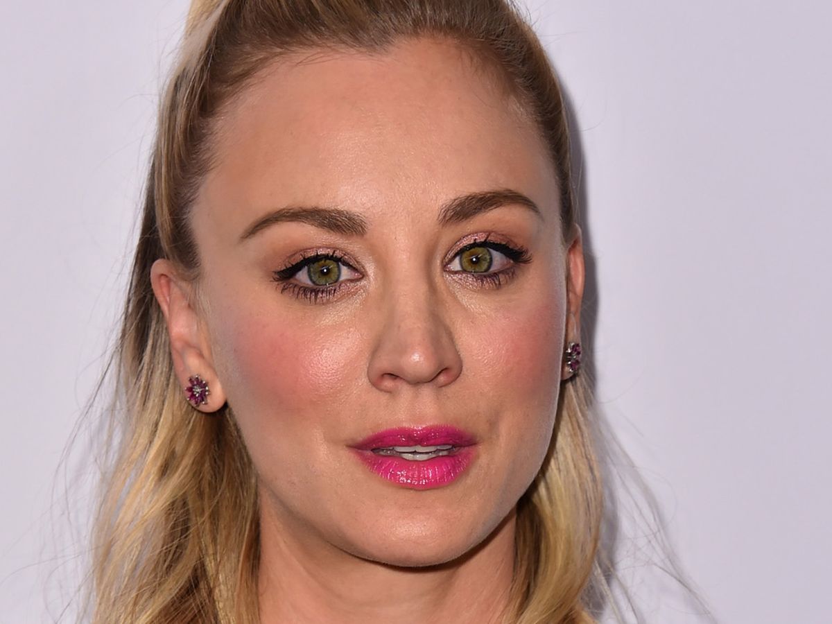 Kaley Cuoco hits back at Instagram trolls who criticised her workout bra -  9Celebrity