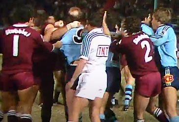 When was the inaugural State of Origin match held at Lang Park?