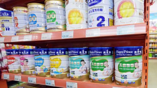 Insatiable demand for baby formula tins from China has caused mass buying in Australia.