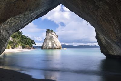 <strong>Cathedral Cove, The Coromandel</strong>