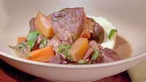 Braised beef with turnips and mint