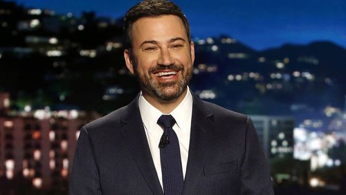 Nesta foto de 11 de abril de 2017, o apresentador Jimmy Kimmel aparece durante uma gravação de 