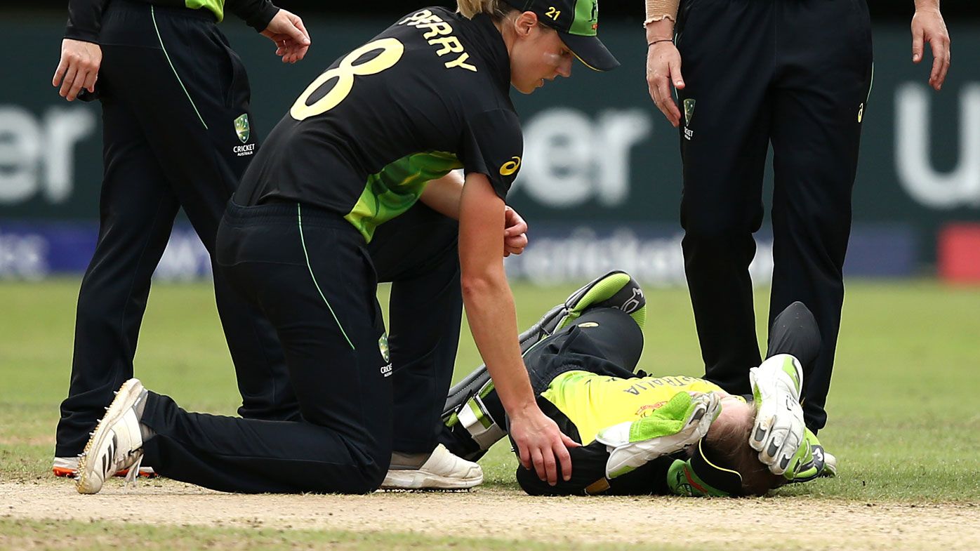 Women's World T20: Alyssa Healy hurt in teammate collision as Australia lose to India