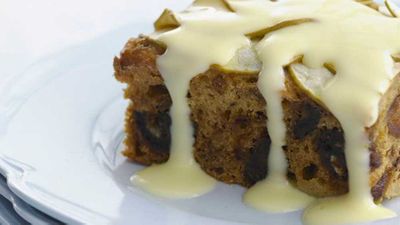 <strong>Date and apple pudding</strong>