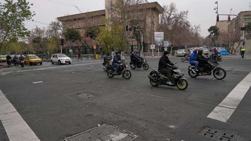 As ruas do centro de Teerã se acalmaram.