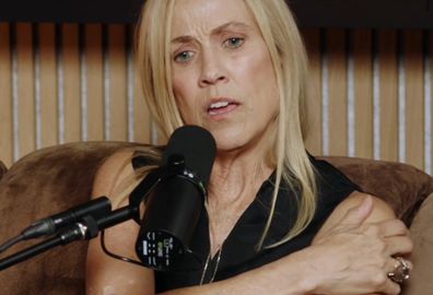 Singer Sheryl Crow revealed new details about her break-up with Lanc Armstrong during an appearance on The BobbyCast.