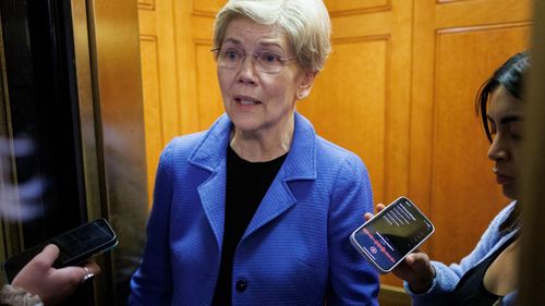 Elizabeth Warren ha descritto le azioni di Donald Trump come: 