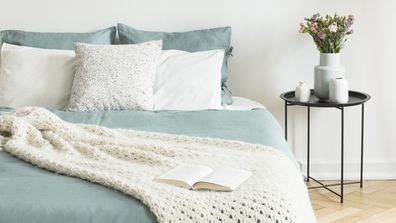 3 steps for a snuggly, winter-worthy bed