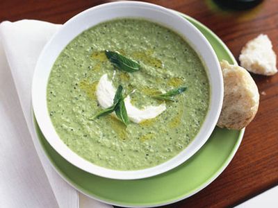 Chilled pea, mint and lemon soup