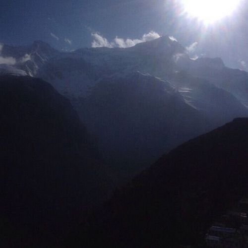 Actor Hugh Sheridan has shared this image, the last his missing brother shared with him from Mount Everest, Nepal. (Supplied/Hugh Sheridan)