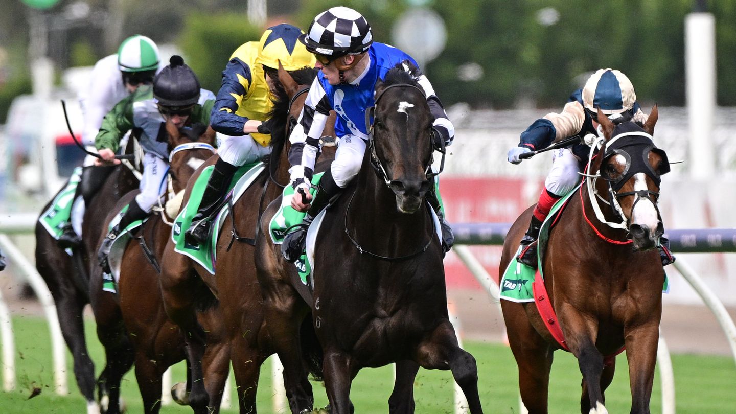 Grand National Horse Race в Великобритании