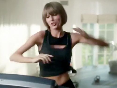 Taylor Swift falls face-first while rapping to Drake on treadmill