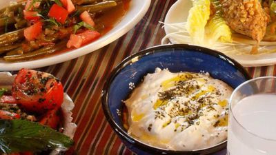 Somer Sivrioglu's cacik - Turkish cold yogurt and cucumber soup