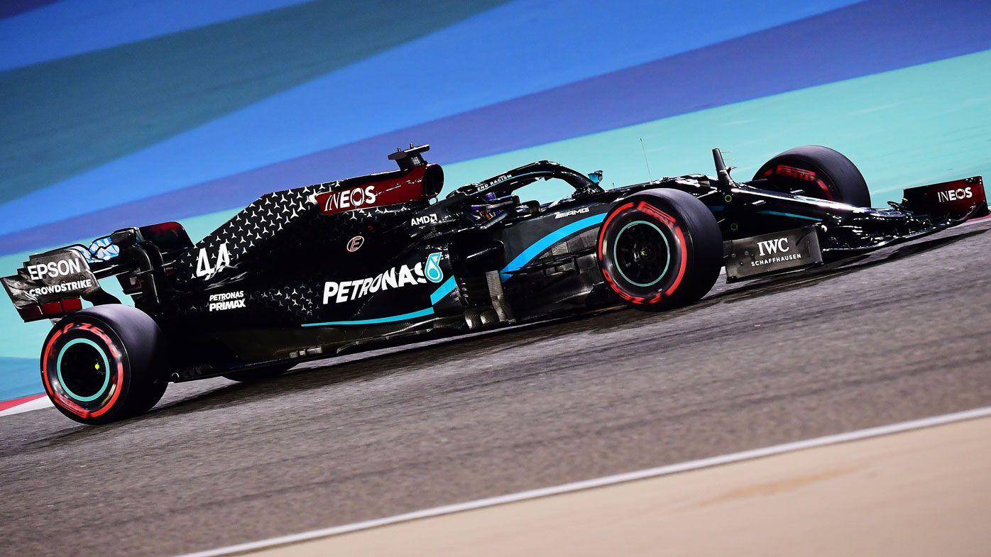 F1 Bahrain GP qualifying results: Lewis Hamilton takes pole, Daniel Ricciardo sixth