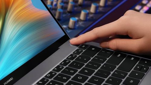 The power button on the Matebook X Pro includes an inbuilt fingerprint scanner. 