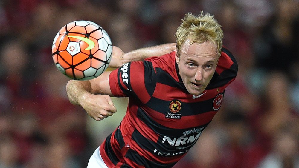 Wanderers smash Mariners 4-1 in A-League