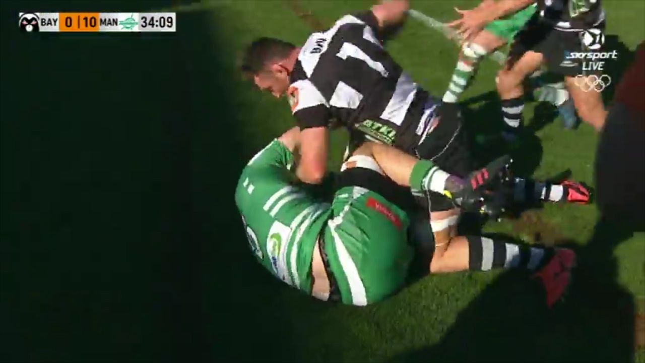 Two players sent off in ugly rugby brawl