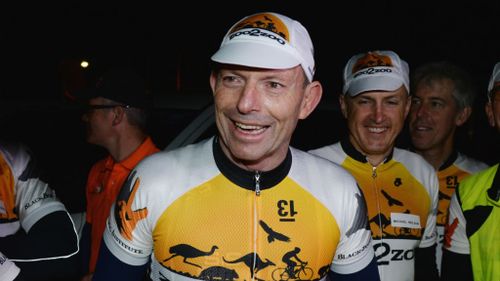Abbott to launch charity Pollie Pedal bike ride in Tasmania