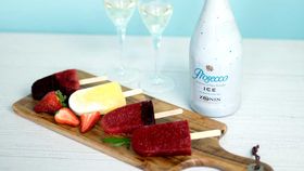 Zonin prosecco ice pops in berry, blueberry and pineapple blitz