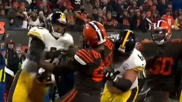 Myles Garrett should be suspended for season after hitting Mason Rudolph  with helmet, Maurkice Pouncey, Cameron Heyward say 