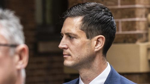 L'ex deputato liberale Rory Amon arriva alla Corte Suprema.