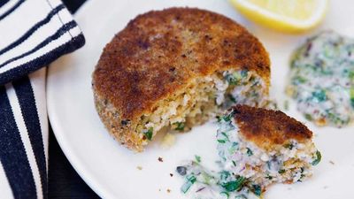 <a href="http://kitchen.nine.com.au/2017/06/06/11/46/mike-mcenearney-old-school-fish-cakes" target="_top">Mike McEnearney's old school fish cakes</a><br />
<br />
<a href="http://kitchen.nine.com.au/2016/10/25/12/56/perfect-patties-and-rocking-rissoles" target="_top">More rissoles and fish cakes</a>