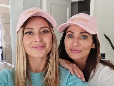 Holly Valance and Natalie Imbruglia in Neighbours