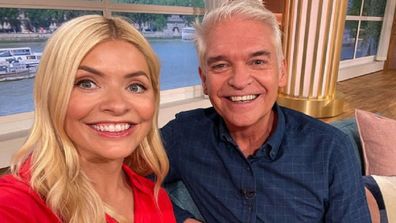 Holly Willoughby and Phillip Schofield ITV claims they skipped queue at Queen Elizabeth viewing
