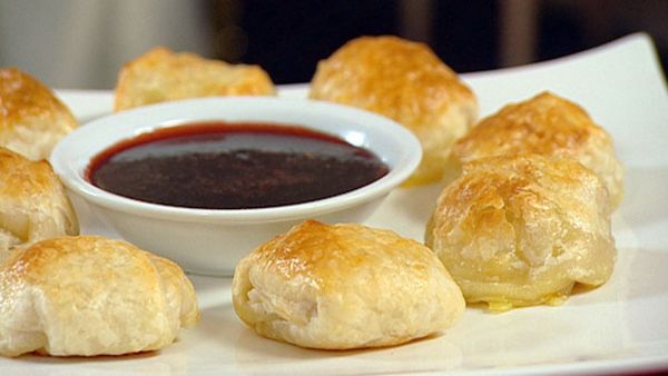 Baked brie with sticky plum sauce