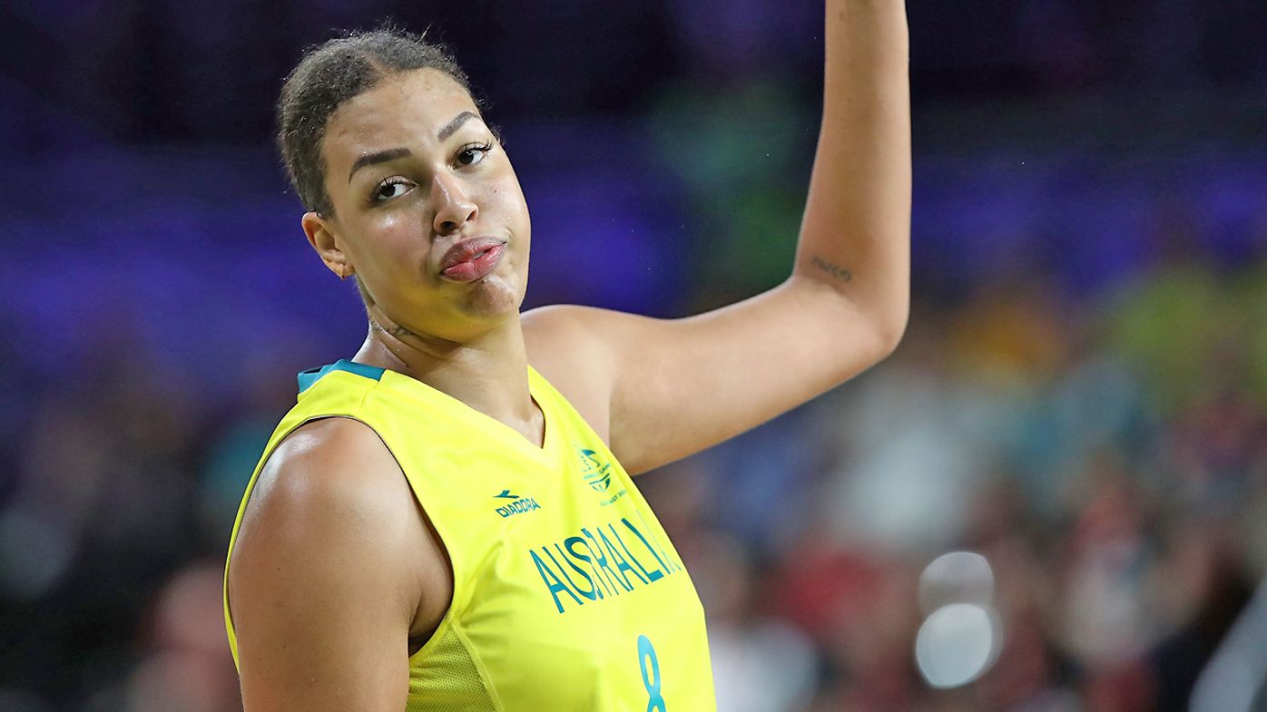 Elizabeth Cambage during the Women&#x27;s Gold Medal Game at the Commonwealth Games