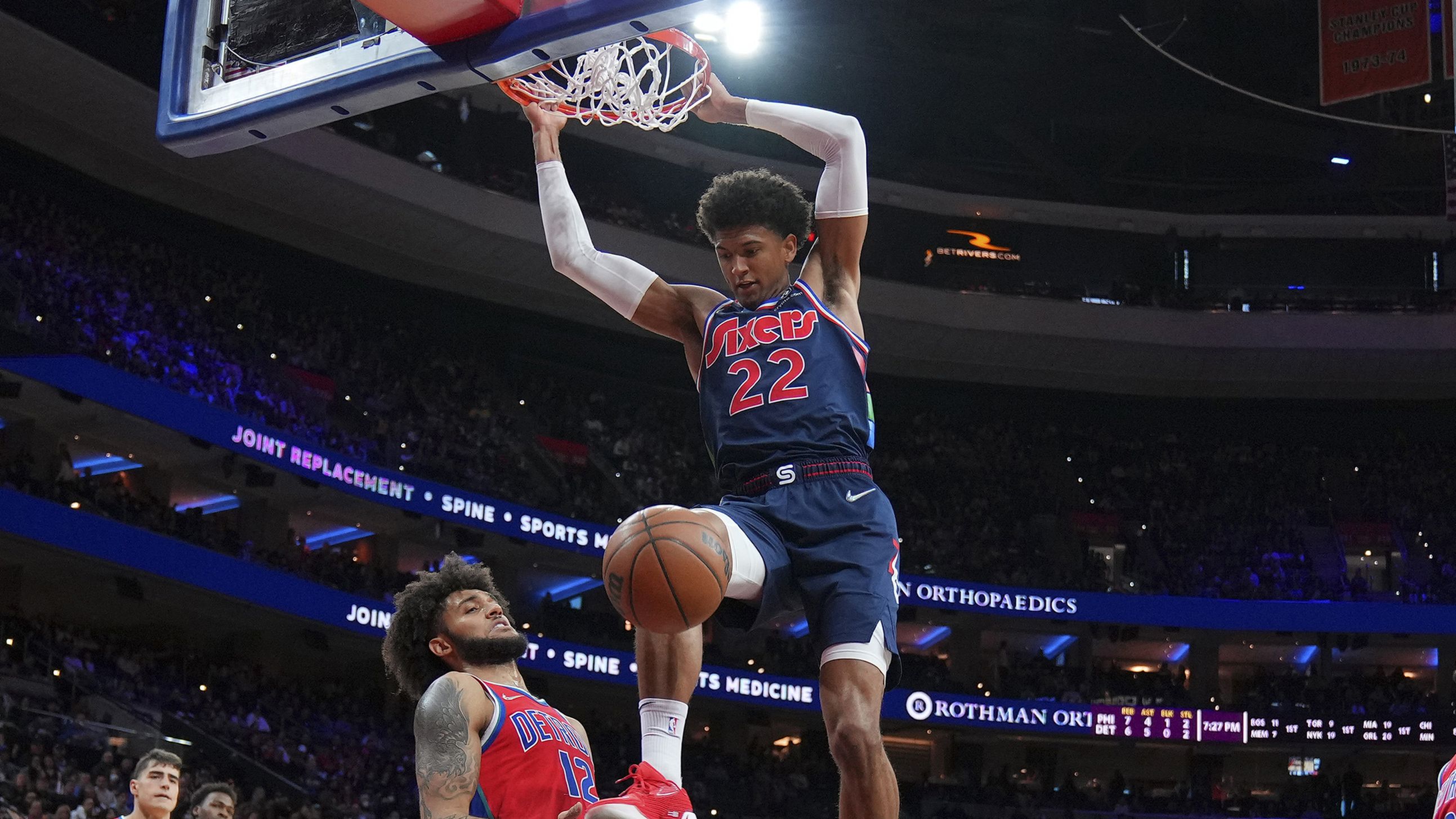 Philly&#x27;s Matisse Thybulle dunks the ball.