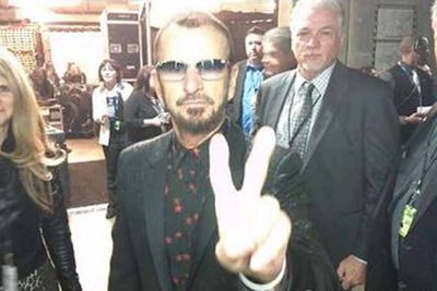 @TheGRAMMYs: "Backstage at the #GRAMMYs! with Ringo Starr @ringostarrmusic"