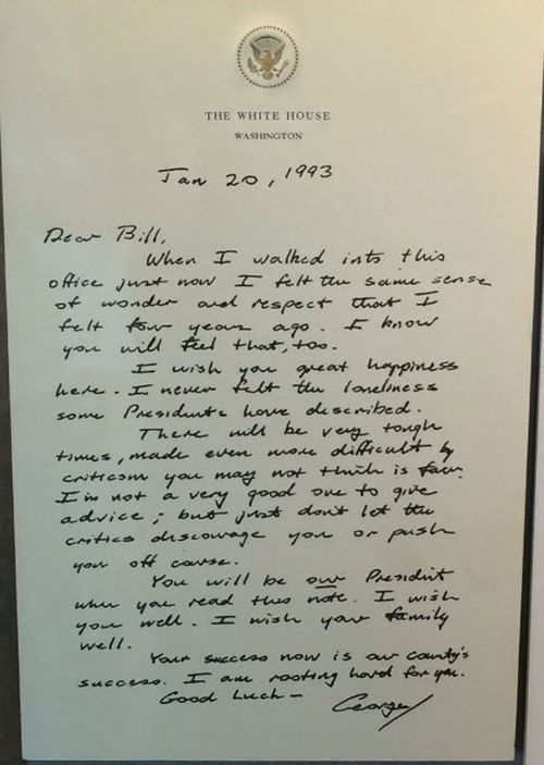 George H.W. Bush left this magnanimous, bipartisan &amp; dignified note for Bill Clinton on January 20, 1993.