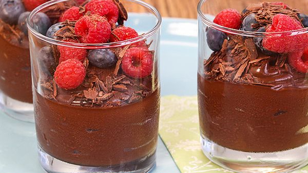 Chocolate mousse with avocado
