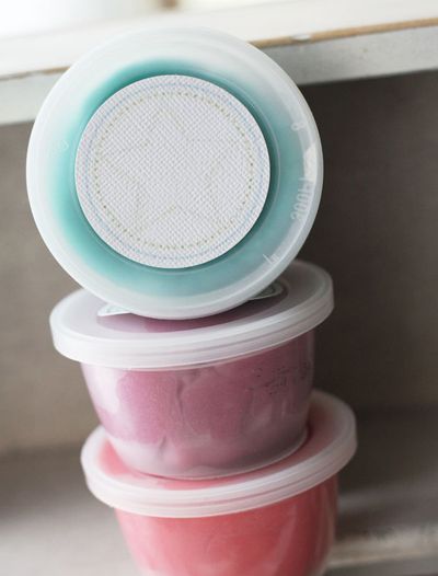 <p>Pastel Play-Doh Pots</p>
<p>Play-doh is surprisingly easy to make - check out our recipe <a href="http://honey.nine.com.au/2017/03/01/12/37/rain-project-craft-mums-kids-parenting" target="_blank" draggable="false">here</a>. Make three batches of different pastel coloured dough and pop into <a href="http://www.thepartypeople.com.au/pet-container-100ml-50-pk" target="_blank" draggable="false">tiny plastic pots</a> like these. Add a <a href="https://www.megaofficesupplies.com.au/l7630-fsc-wht-rnd-lbl12up-63-5mm-d-10/?gclid=CNSiiOLajNQCFQiAvQodl8UK0w" target="_blank" draggable="false">sweet circle label</a> and stack them up for kids to grab.</p>