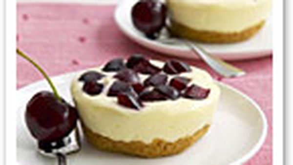 Cherry and white chocolate cheesecakes