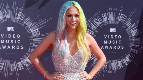 Kesha pens a handwritten note to a fan being taunted by bullies