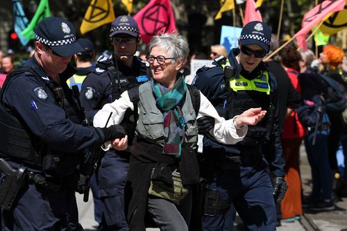 The Extinction Rebellion climate protests movement has planned a "spring rebellion" from Monday to Sunday, including marches aimed at blocking traffic.