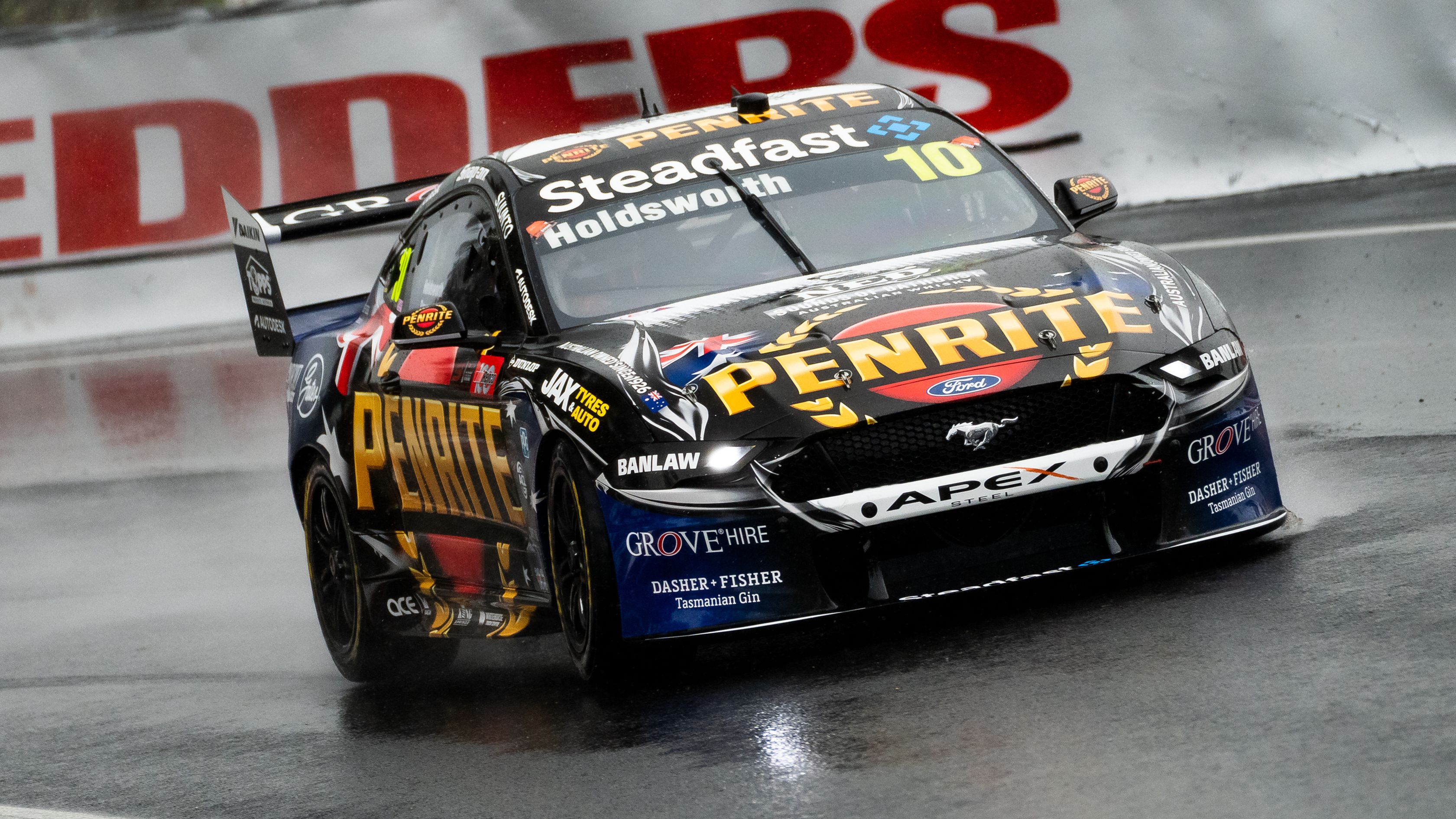 Lee Holdsworth during qualifying for the 2022 Bathurst 1000 at Mount Panorama.
