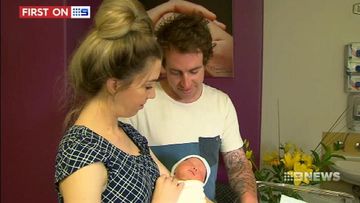 VIDEO: Father praised for helping deliver his son on the side of the Monash Freeway