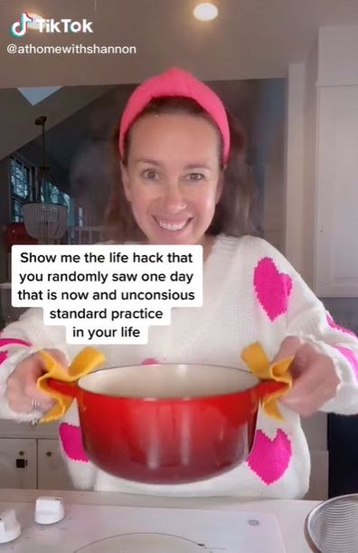 food - How can I drain the water from a saucepan of pasta without a  colander? - Lifehacks Stack Exchange